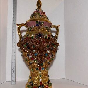 Elegant Multicolor Jeweled Vase